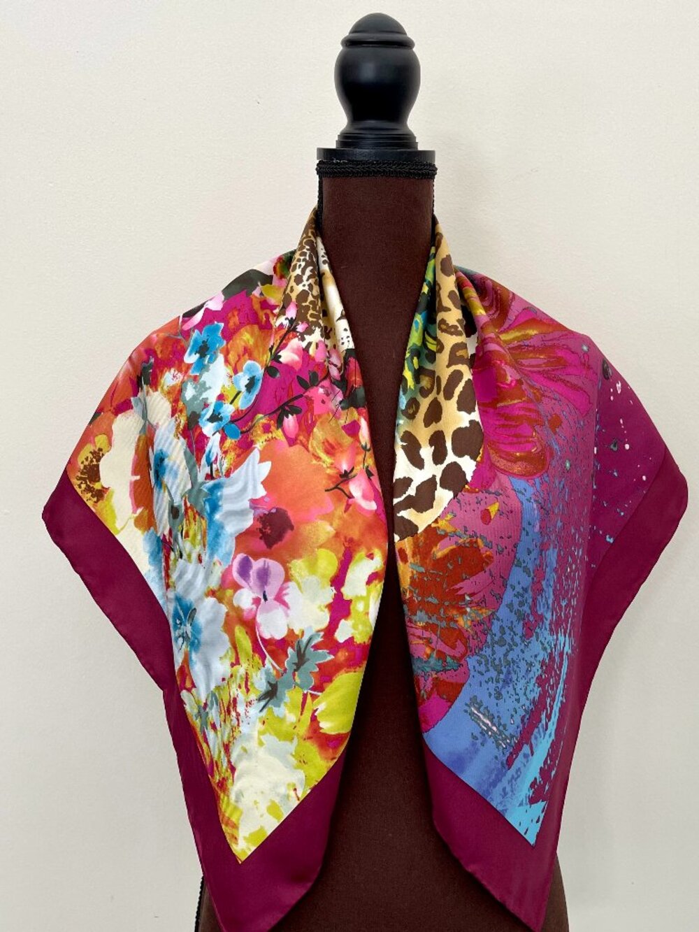 NWT Salvatore Ferragamo Leo in Flower Garden Burgundy Silk Scarf